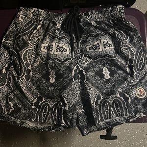 moncler board shorts size small